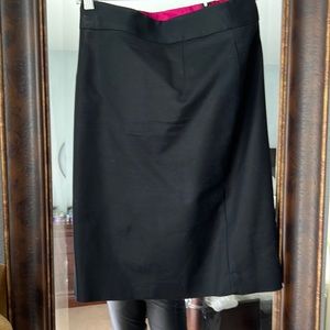 Cute black pencil skirt.